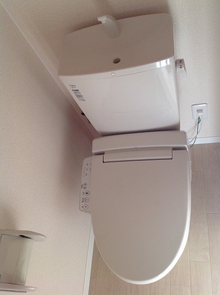 その他　温水便座付きとなります！