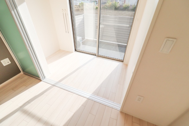 バルコニー　図面と現状に相違がある場合には現状を優先