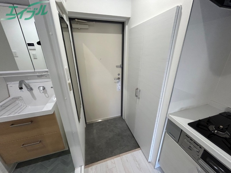 玄関　同型参考写真