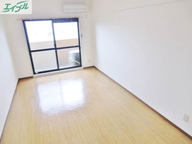 居室・リビング　鉄筋コンクリート造マンション