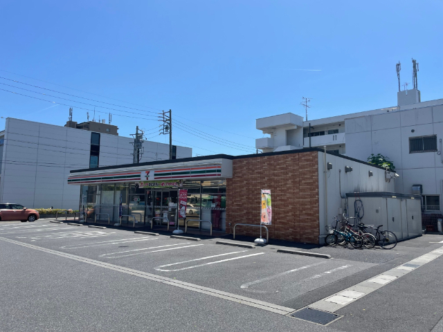 コンビニ　セブンイレブン名古屋福江３丁目店（コンビニ）まで156m