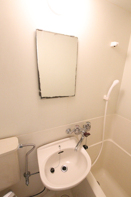 洗面設備　洗面所です