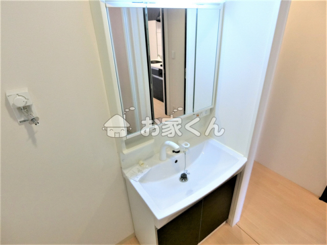 洗面設備　シャンプードレッサー