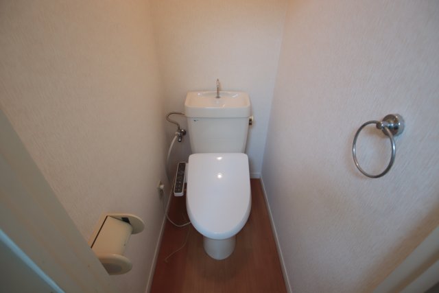 トイレ　別室の参考写真です。※現況優先