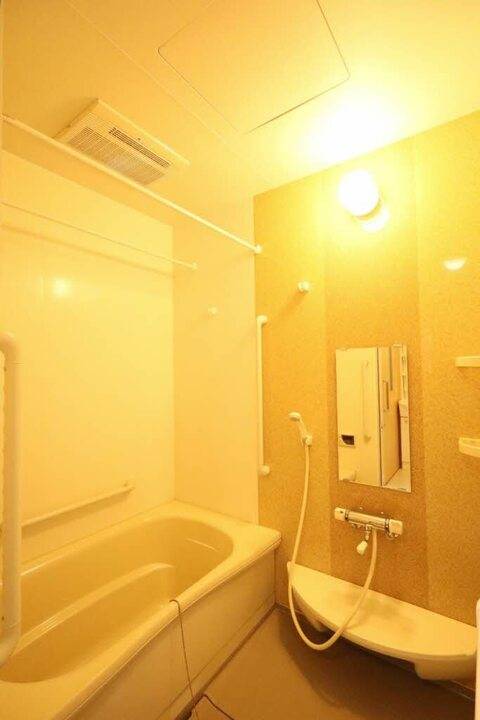 バス・シャワールーム　浴室