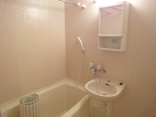 バス・シャワールーム　※現状優先