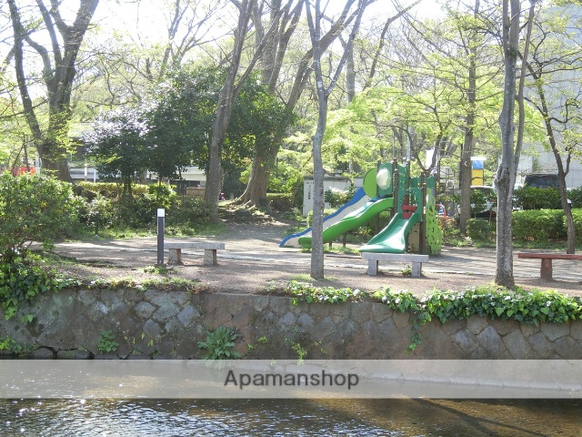 公園　白瀧公園（公園）まで806m