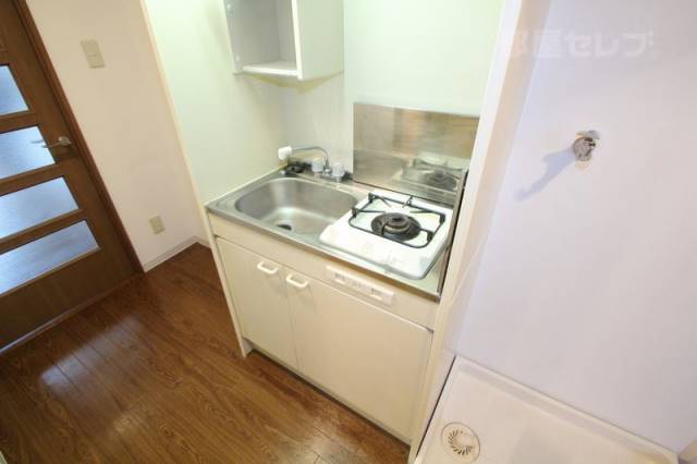 キッチン　＊３０３号室参照