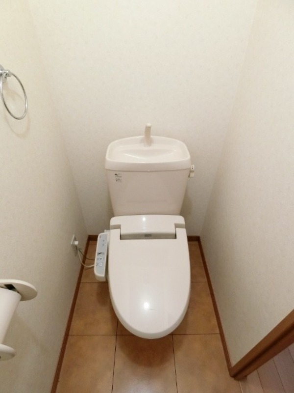 トイレ　図面と現状に相違がある場合には現状を優先