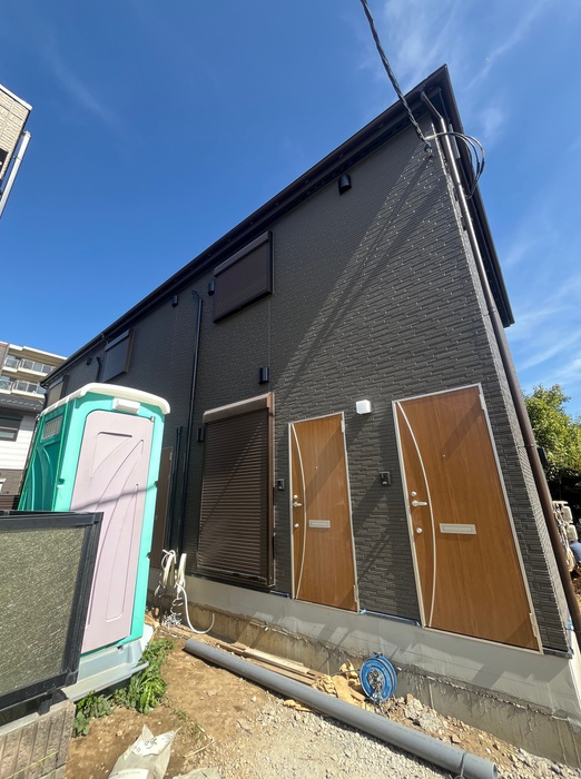 建物外観　建築中