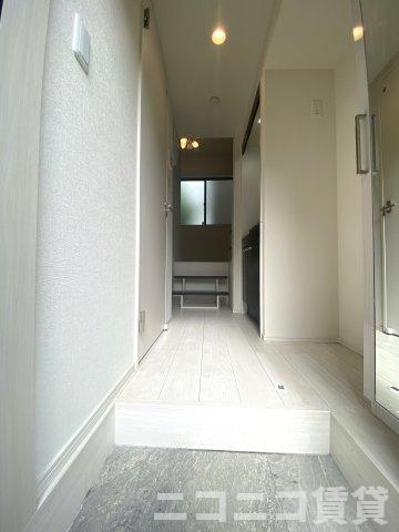 玄関　別号室イメージの為、現状を優先致します。
