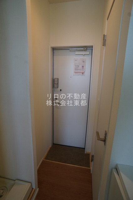 玄関　下駄箱がついているので、片付いた玄関をキープできます！