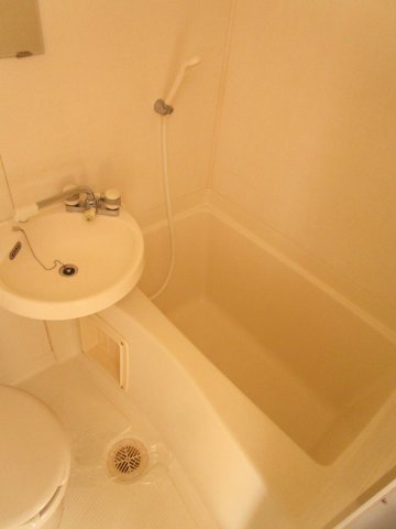 バス・シャワールーム　※別室参考写真