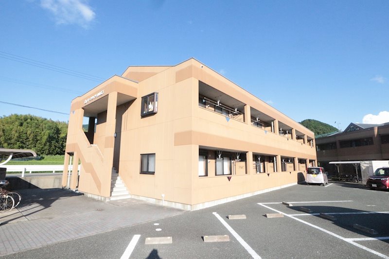 建物外観　古賀市・新宮町・福津市・東区でお部屋を探される際は、トーマス