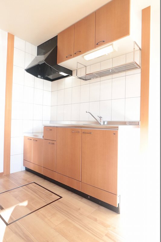 キッチン　２口コンロ設置可。