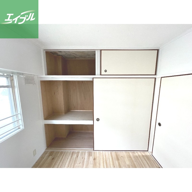 収納　※別号室写真となります。