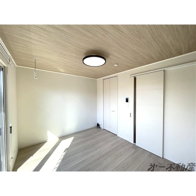 居室・リビング　洋室