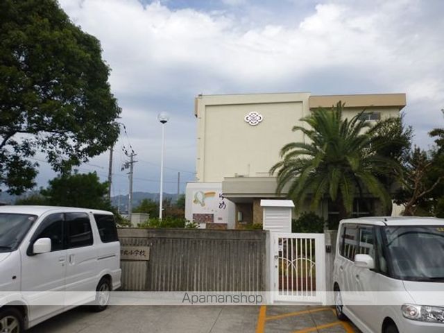 小学校　四ヶ郷北小学校（小学校）まで1000m