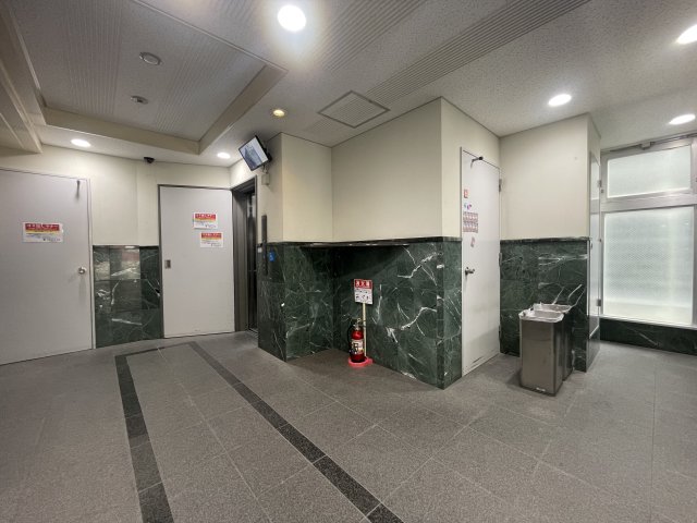 ロビー　アーデン新大阪　ロビー