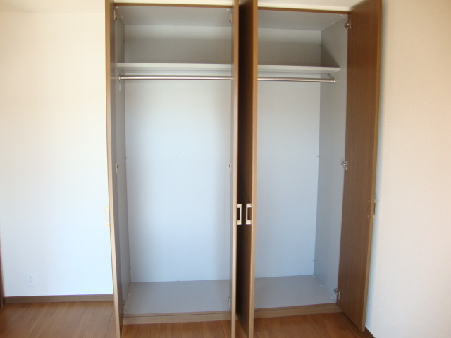 収納　※同タイプの部屋写真です