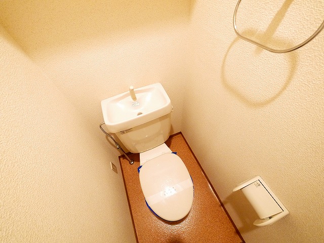 トイレ　コンパクトで使いやすいトイレです