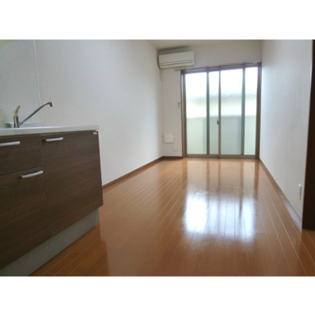 居室・リビング　ゆったりリビングです。