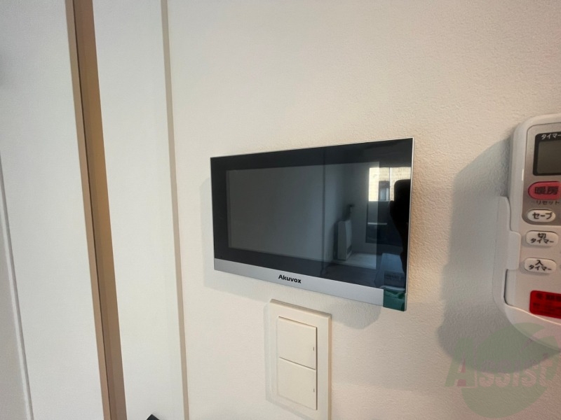 セキュリティ　ＴＶモニター付インターホンです。来客者の顔が見えるので安心！