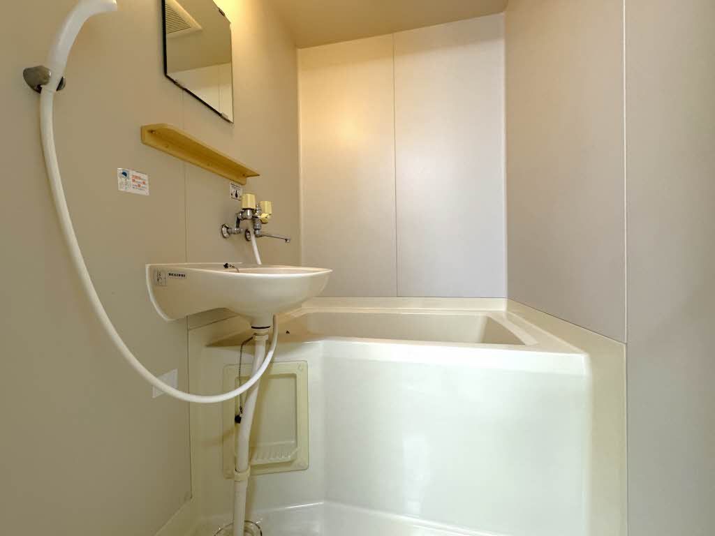 バス・シャワールーム　バスルーム