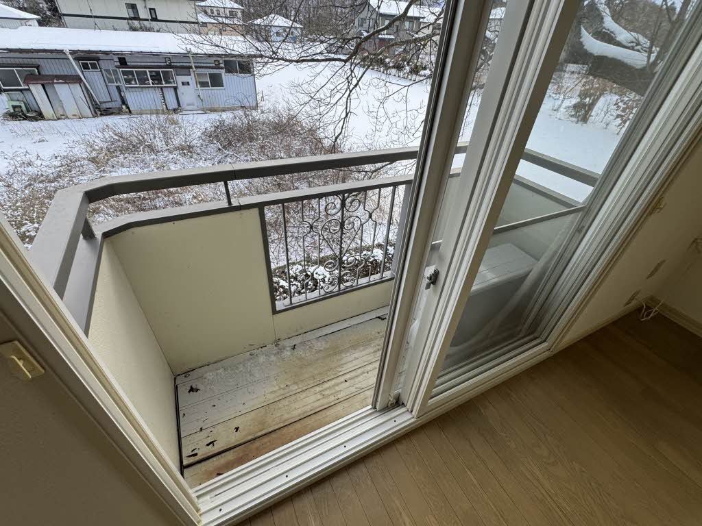 バルコニー　バルコニー