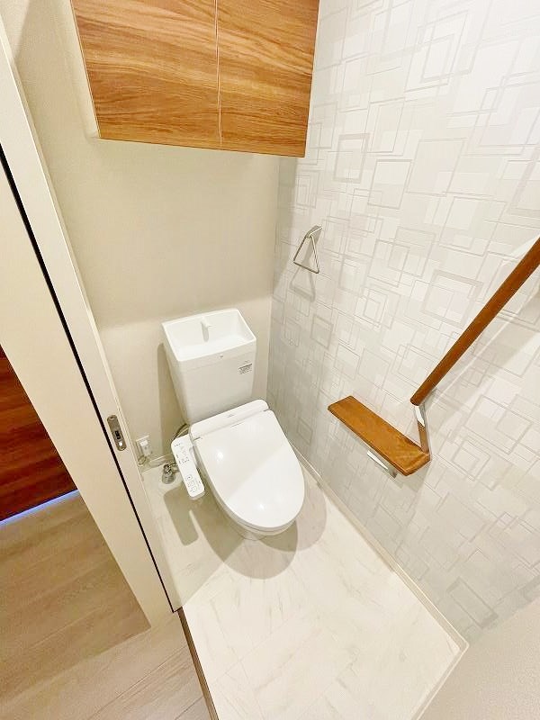 トイレ　★温水洗浄便座トイレ★