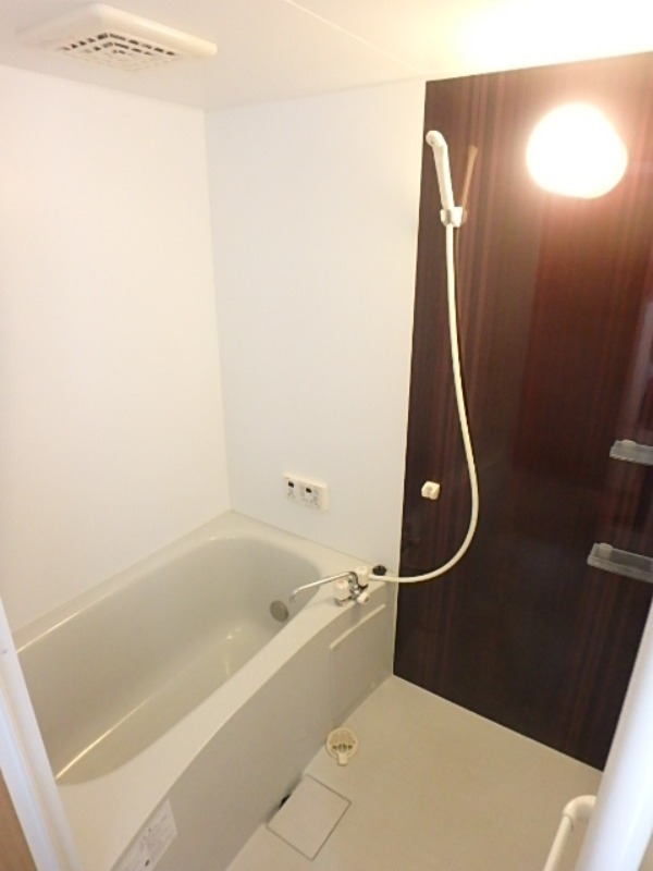 バス・シャワールーム　図面と現状に相違がある場合には現状を優先