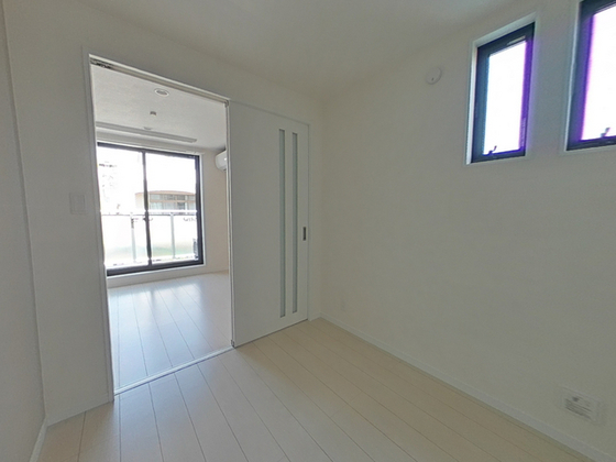 居室・リビング　※別部屋の写真です