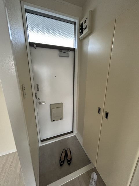 玄関　Ａ棟参考写真