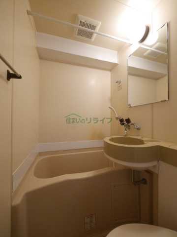 バス・シャワールーム　※参考写真です。似た間取り・他部屋の写真となります。