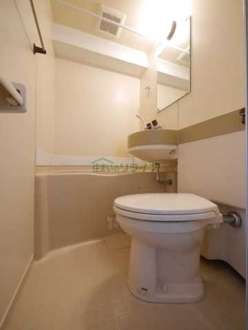 トイレ　※参考写真です。似た間取り・他部屋の写真となります。