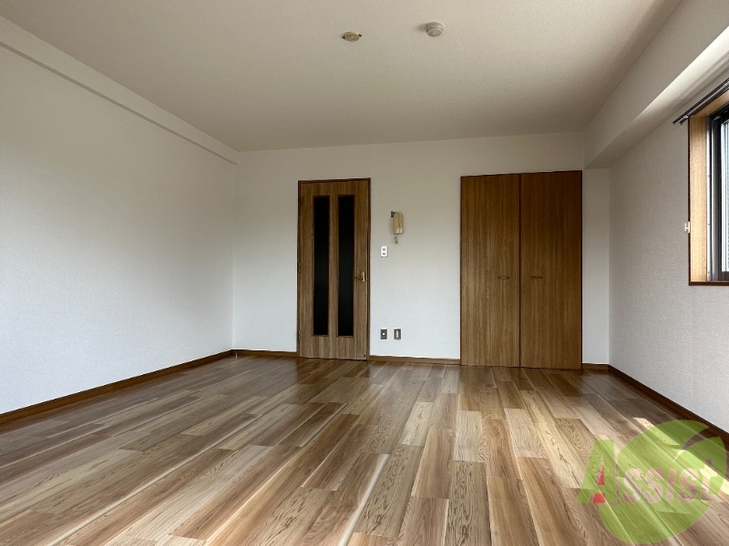 その他部屋・スペース　この広さならソファやダイニングデーブルも置けるかも。