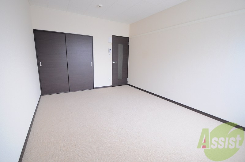 居室・リビング　２階は絨毯です。