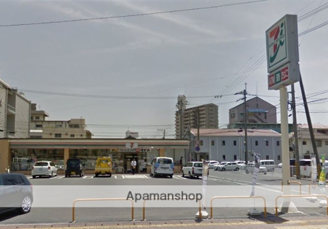 コンビニ　セブンイレブン（コンビニ）まで628m