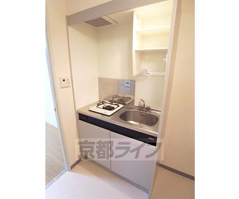 キッチン　１口ガスコンロ付きのキッチンです。