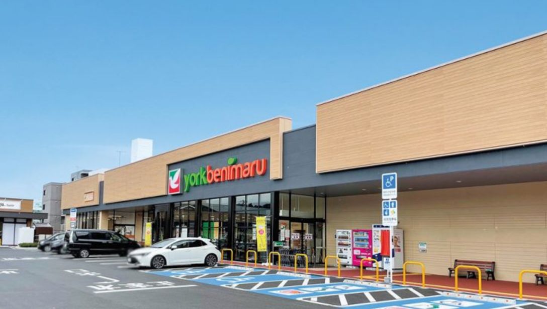 ショッピングセンター　フレスポ仙台東照宮（ショッピングセンター）まで347m