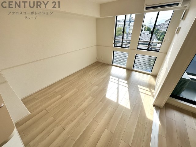 居室・リビング　エアコン2台付き♪