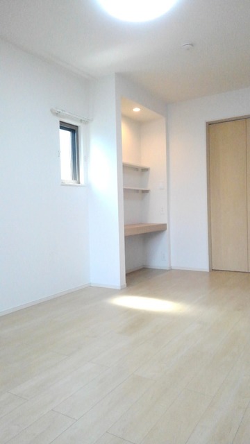 居室・リビング　こちらのリビングで趣味の時間をお楽しみください♪