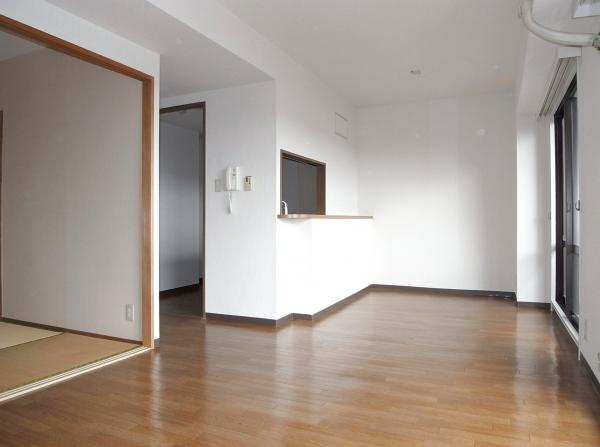 居室・リビング　内装