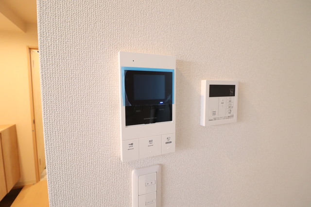 セキュリティ　モニター付インターホン