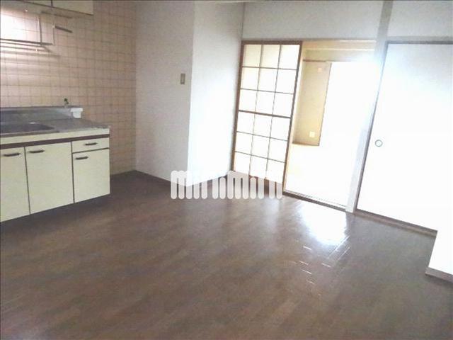 居室・リビング　洋間