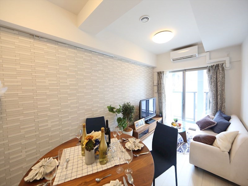 バルコニー　ＬＤＫ11.5帖　カウンターキッチン　エアコン付　バルコニー