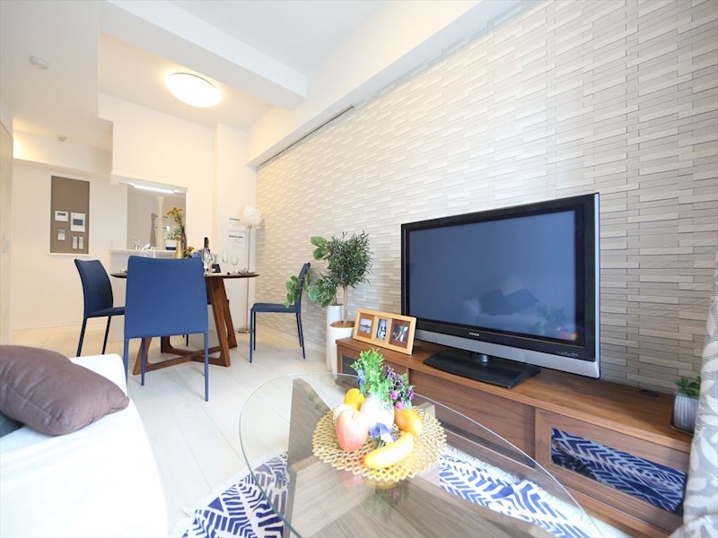 居室・リビング　ＬＤＫ11.5帖　カウンターキッチン　エアコン付　バルコニー