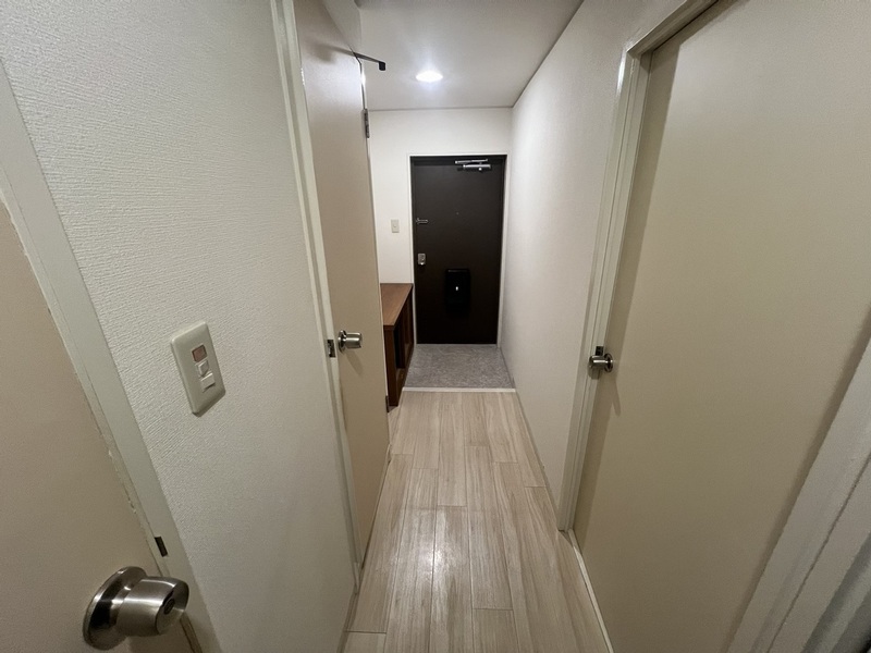 玄関　収納もある玄関です