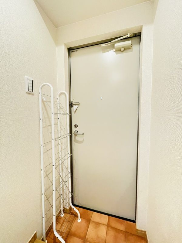 玄関　フェリス町屋　荒川区荒川６