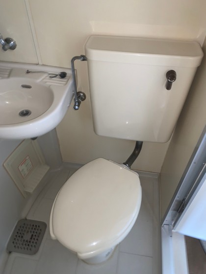トイレ　※他号室の写真です